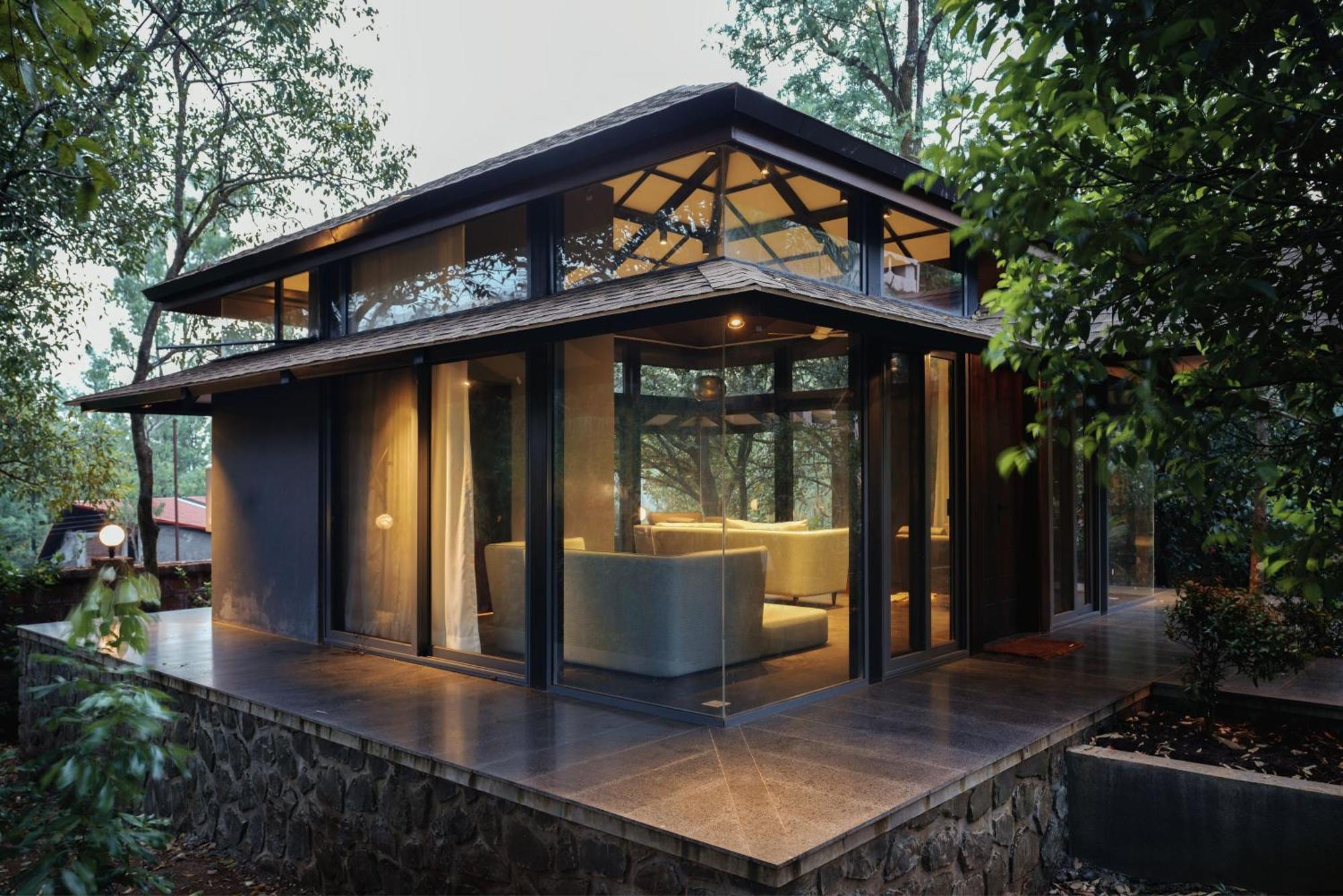 Saffronstays The Glasshouse, Panchgani - Beautiful Glass Villa For Couples Екстериор снимка